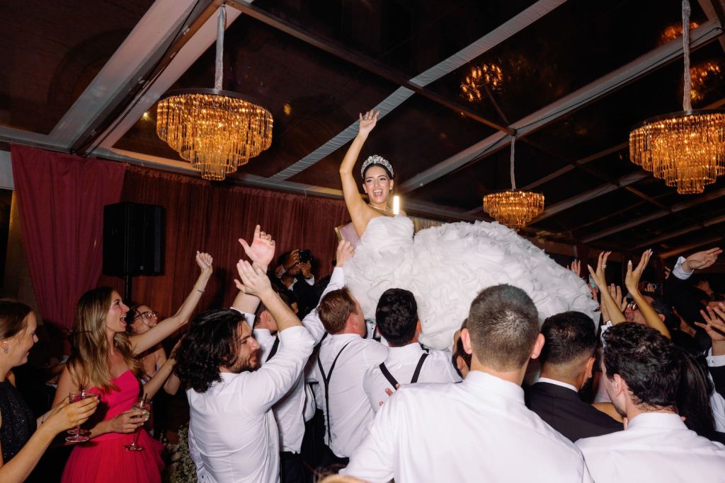 rent prism chandelier for weddings galas corporate parties events brands red carpet miami miami beach palm beach orlando tampa naples fl charlotte