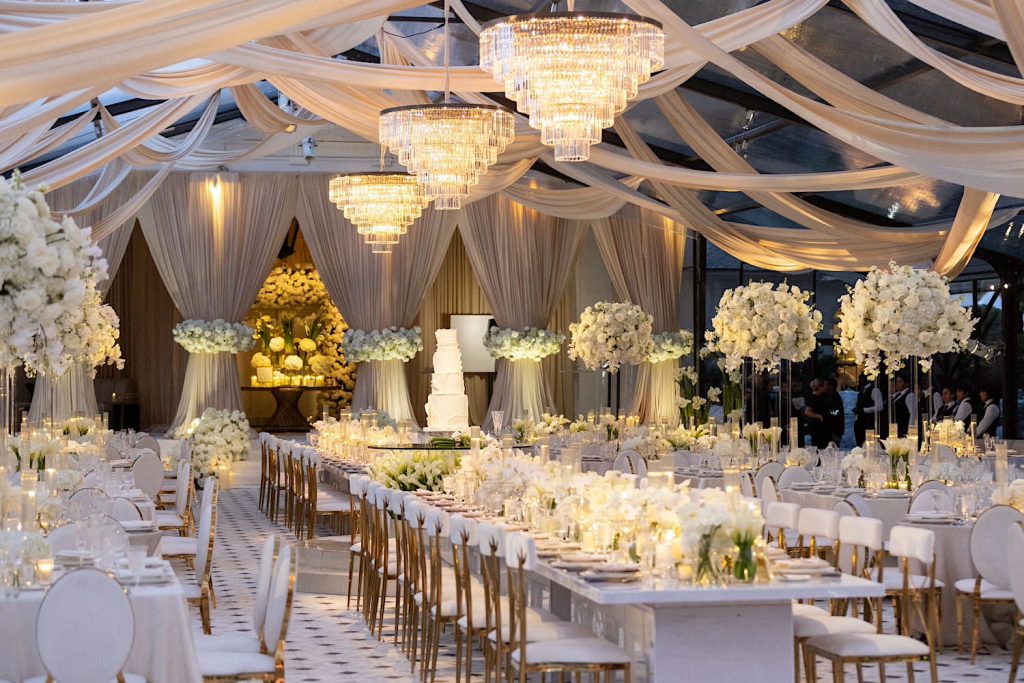 rent wedding chandelier party corporate event gala fundraiser party dallas
